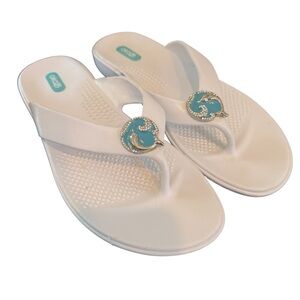 Oka B White Dolphins flip flops size Large (10-11)